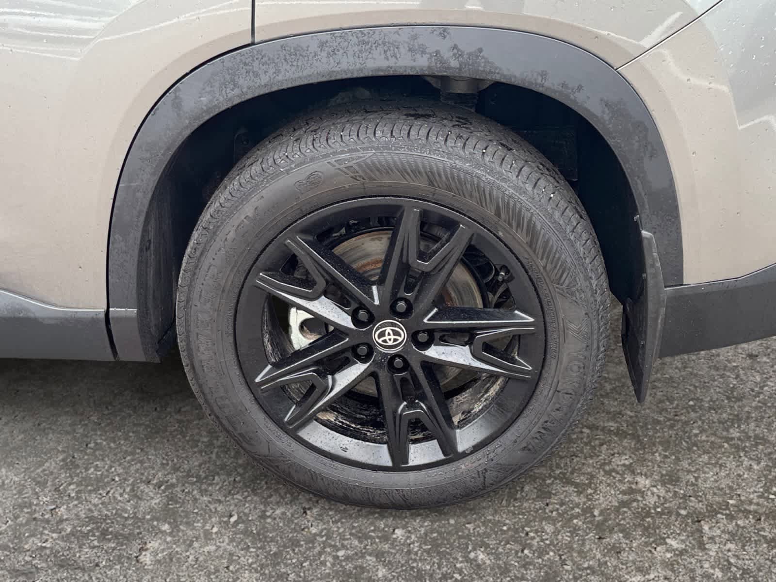 Used 2025 Toyota Grand Highlander AWD Hybrid image 14