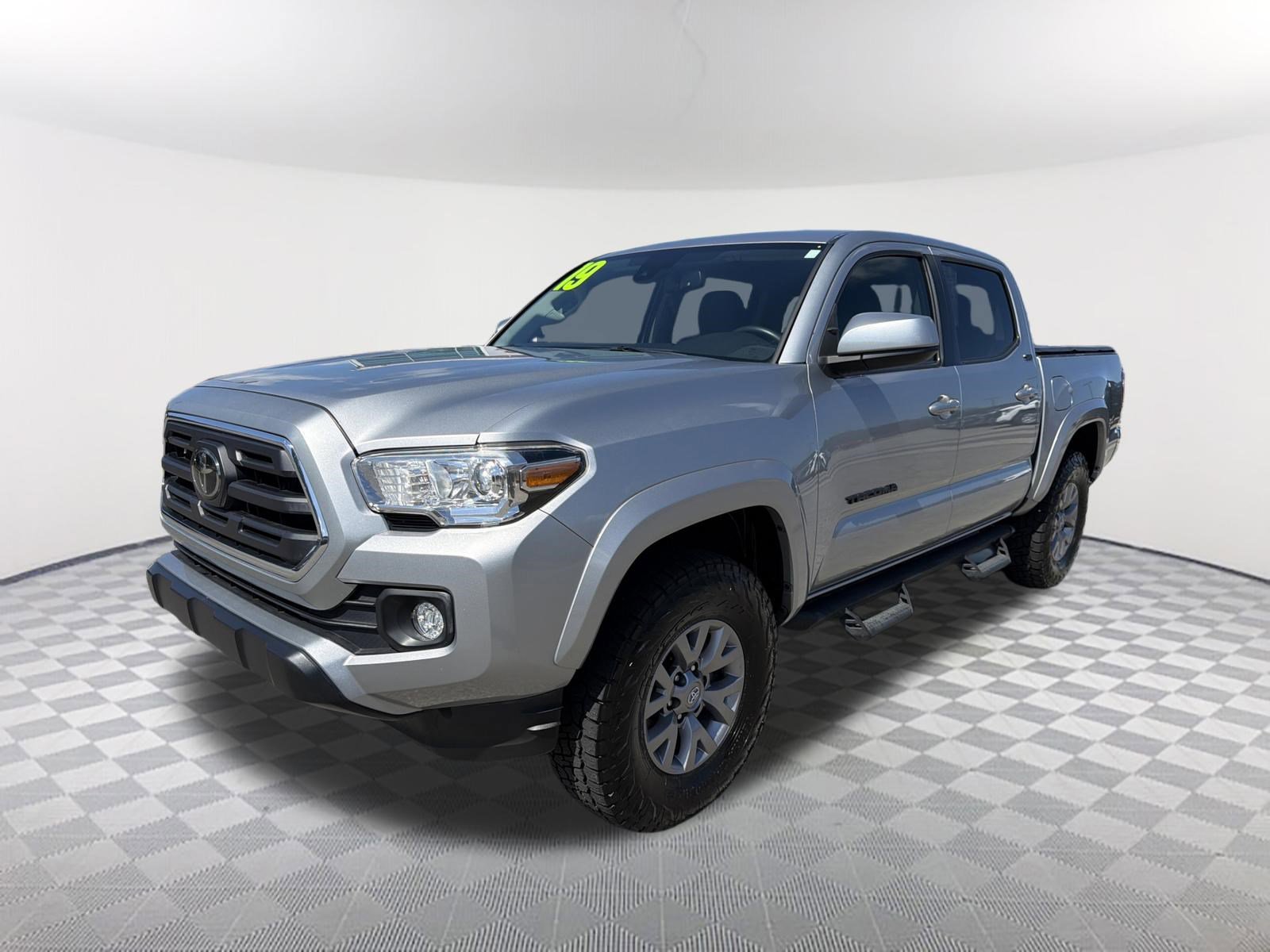 Used 2019 Toyota Tacoma SR5 image 3