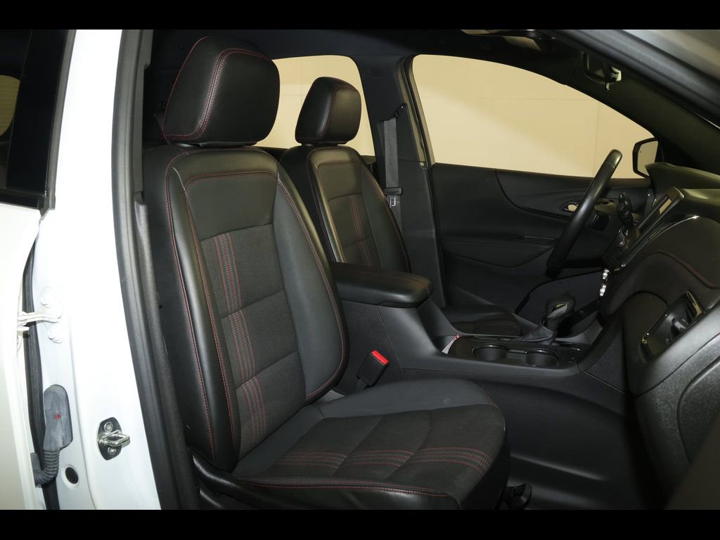 Used 2022 Chevrolet Equinox RS w/ LPO, Floor Liner Package image 26