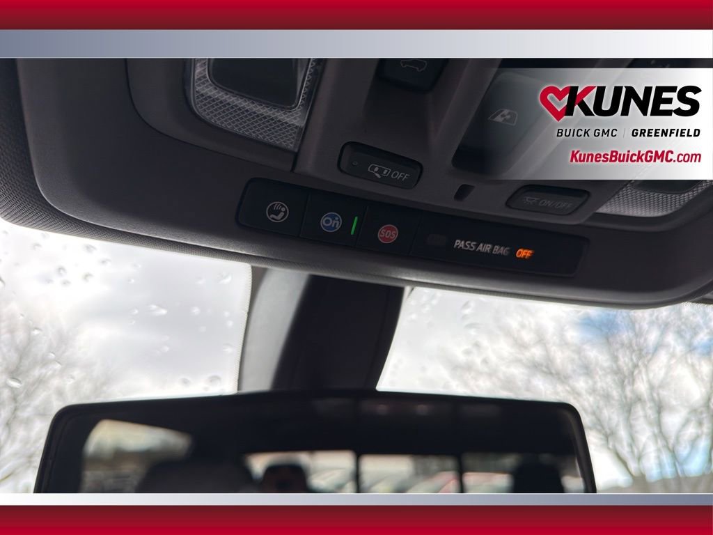 Used 2020 Chevrolet Silverado 1500 RST AWD/4WD image 31