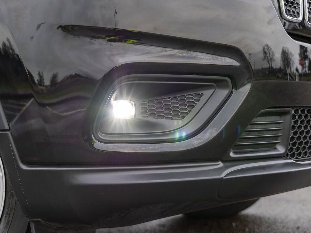 Used 2019 Jeep Cherokee Latitude Plus image 15