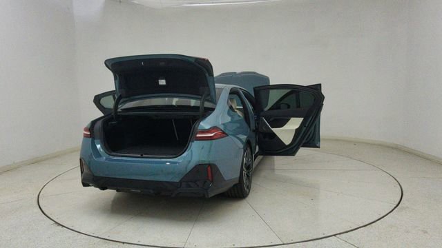 Used 2024 BMW 530i image 73