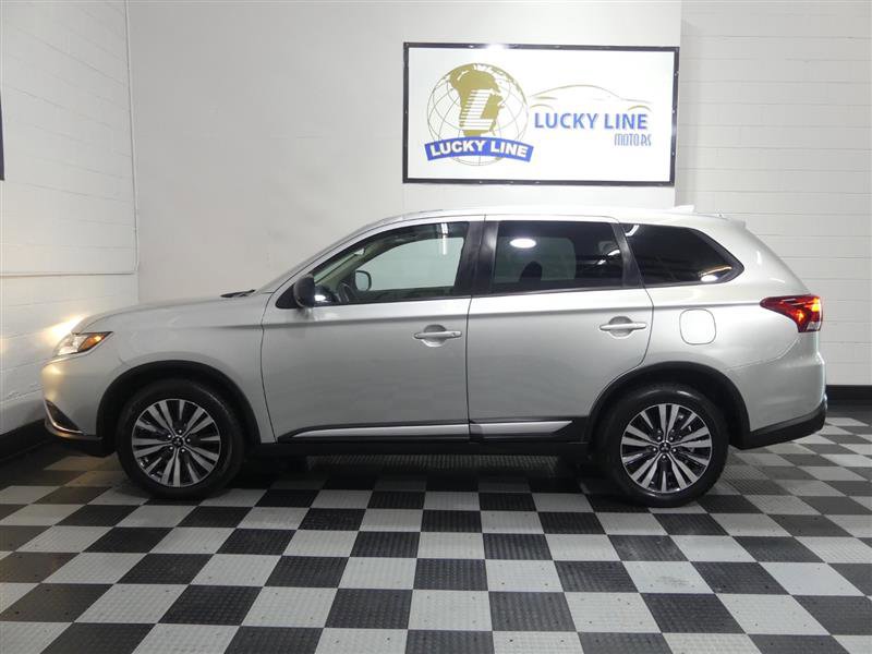 Used 2020 Mitsubishi Outlander SE image 7