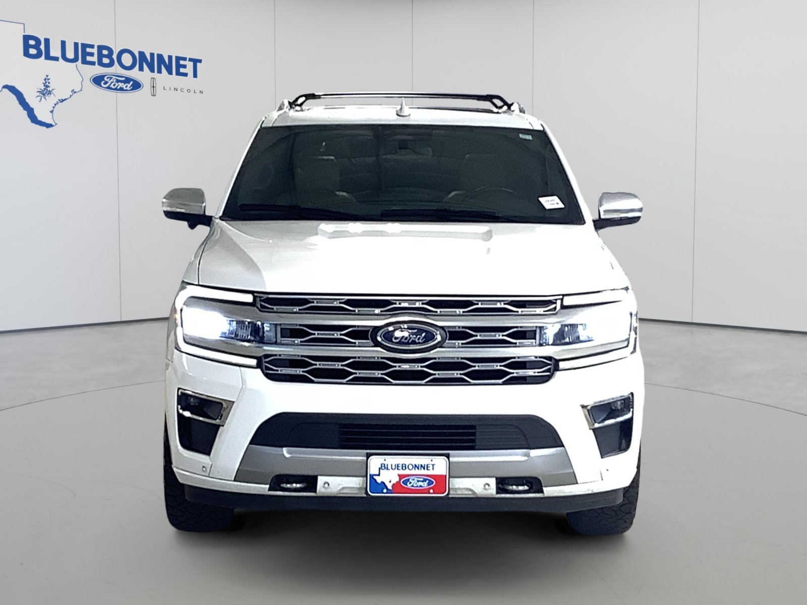 Used 2023 Ford Expedition Max Platinum AWD/4WD image 2
