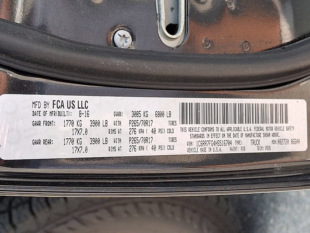 Certified 2017 RAM 1500 Express AWD/4WD image 19
