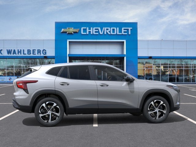 New 2026 Chevrolet Trax RS w/ Driver Confidence Package FWD image 5