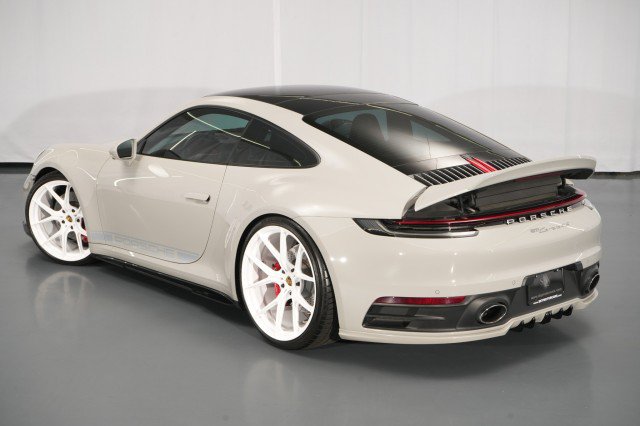 Used 2020 Porsche 911 Carrera 4S AWD/4WD image 31