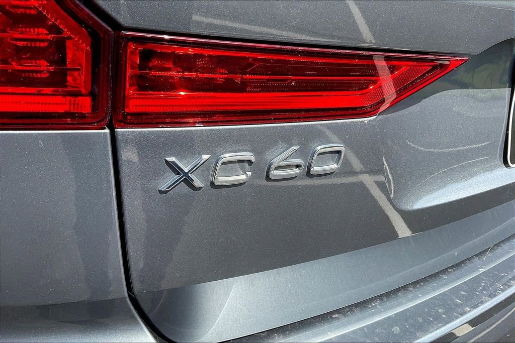 Used 2018 Volvo XC60 T5 Inscription AWD/4WD image 24
