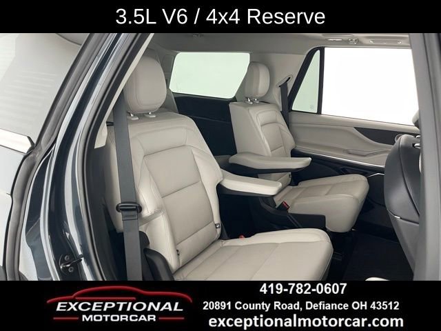 Used 2025 Lincoln Navigator Reserve image 54