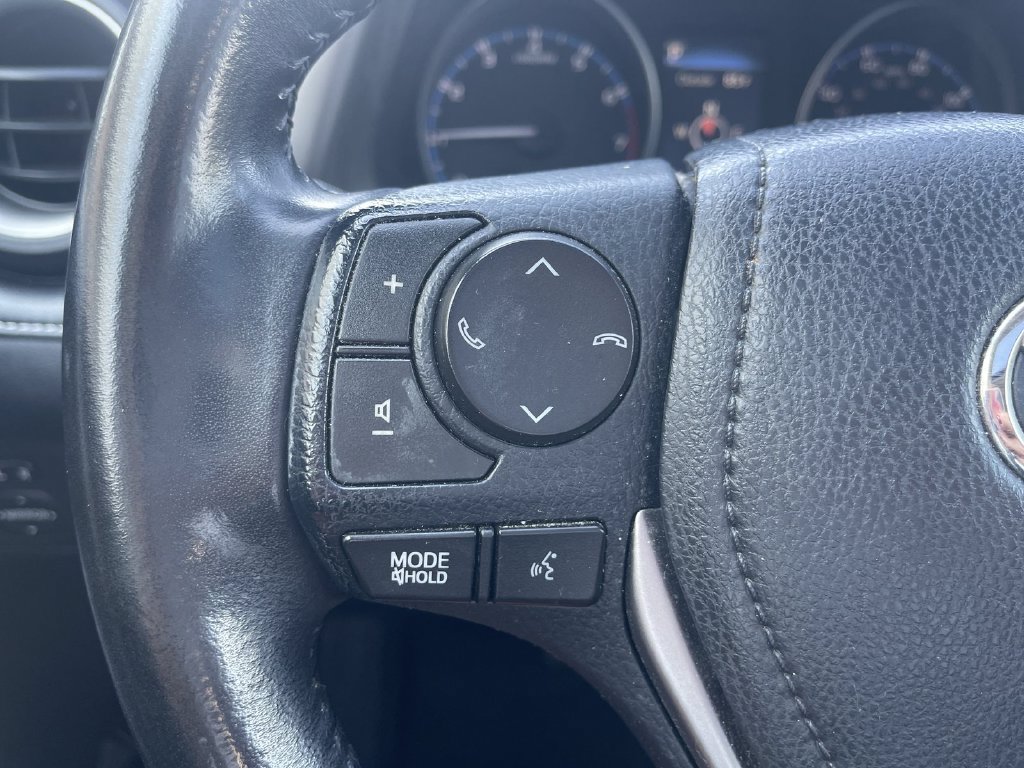 Used 2017 Toyota RAV4 XLE AWD/4WD image 20