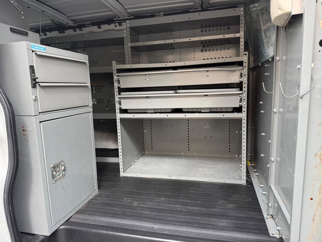 Used 2013 Chevrolet Express 2500 image 11