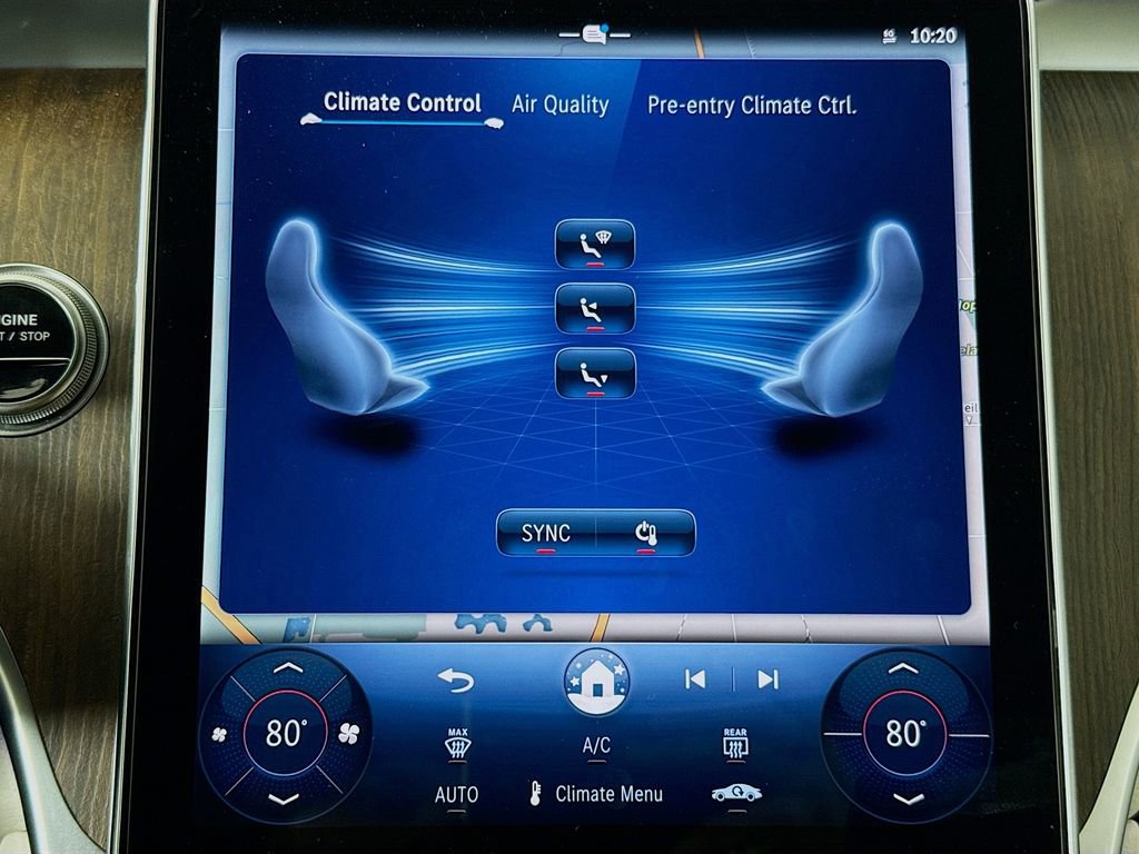 Used 2025 Mercedes-Benz GLC 350e GLC 350e image 16