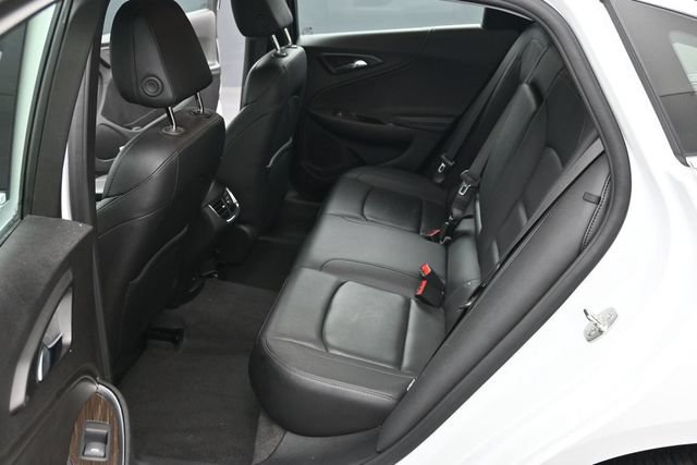 Used 2024 Chevrolet Malibu LT FWD image 9