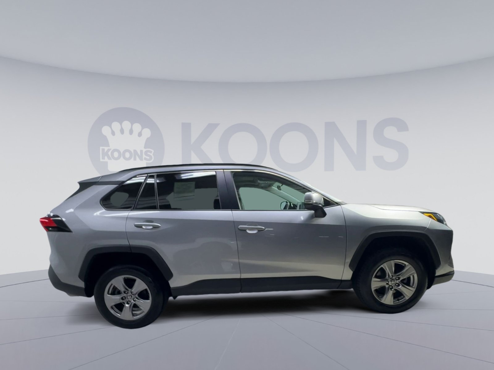 Used 2023 Toyota RAV4 XLE w/ Convenience Package AWD/4WD image 12