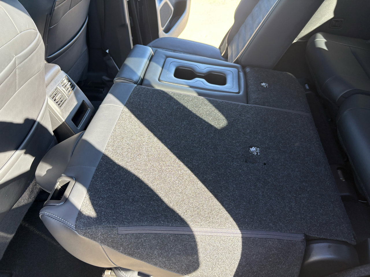 Used 2022 Mitsubishi Outlander SE image 54