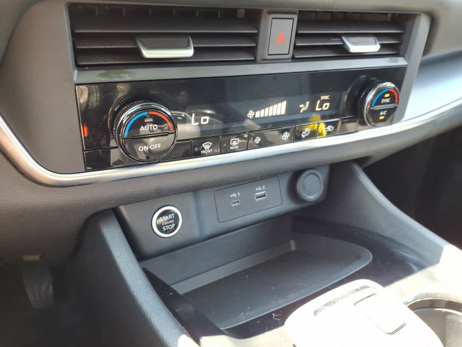 Certified 2023 Nissan Rogue SV AWD/4WD image 19