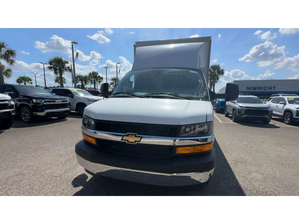 New 2025 Chevrolet Express 3500 w/ Power Convenience Package image 7