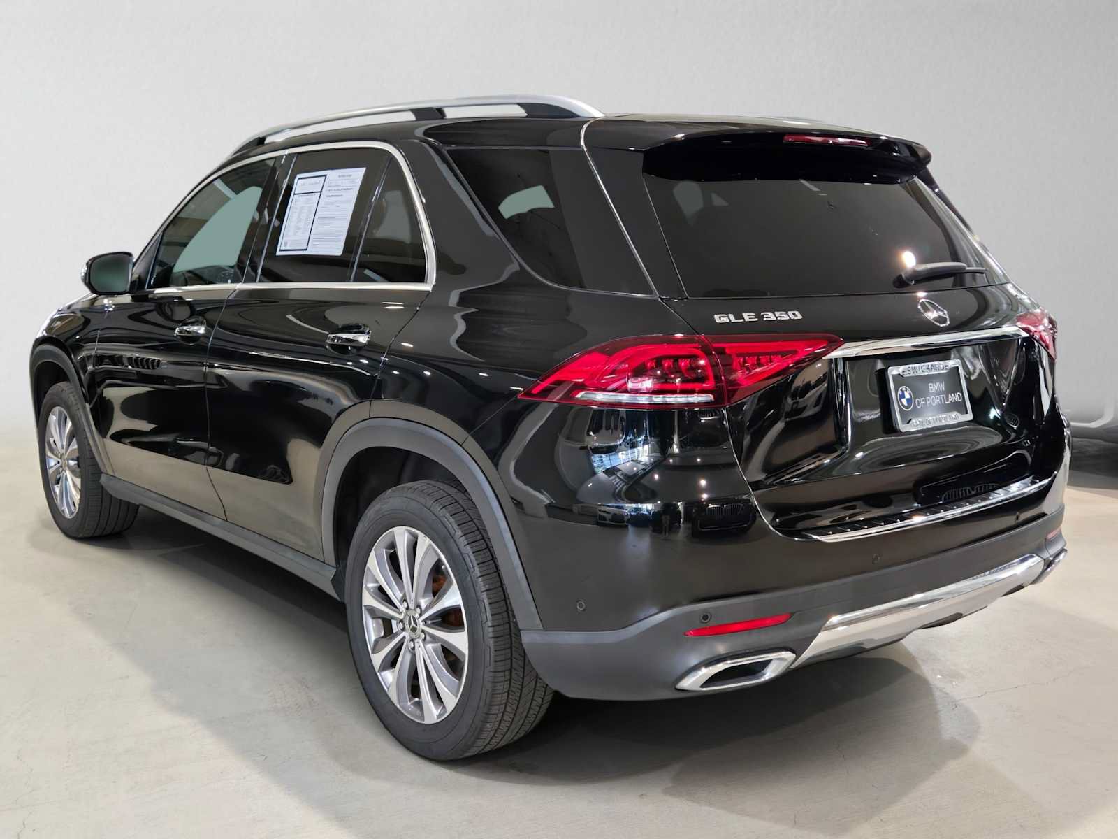 Used 2022 Mercedes-Benz GLE 350 4MATIC w/ Premium Package image 5