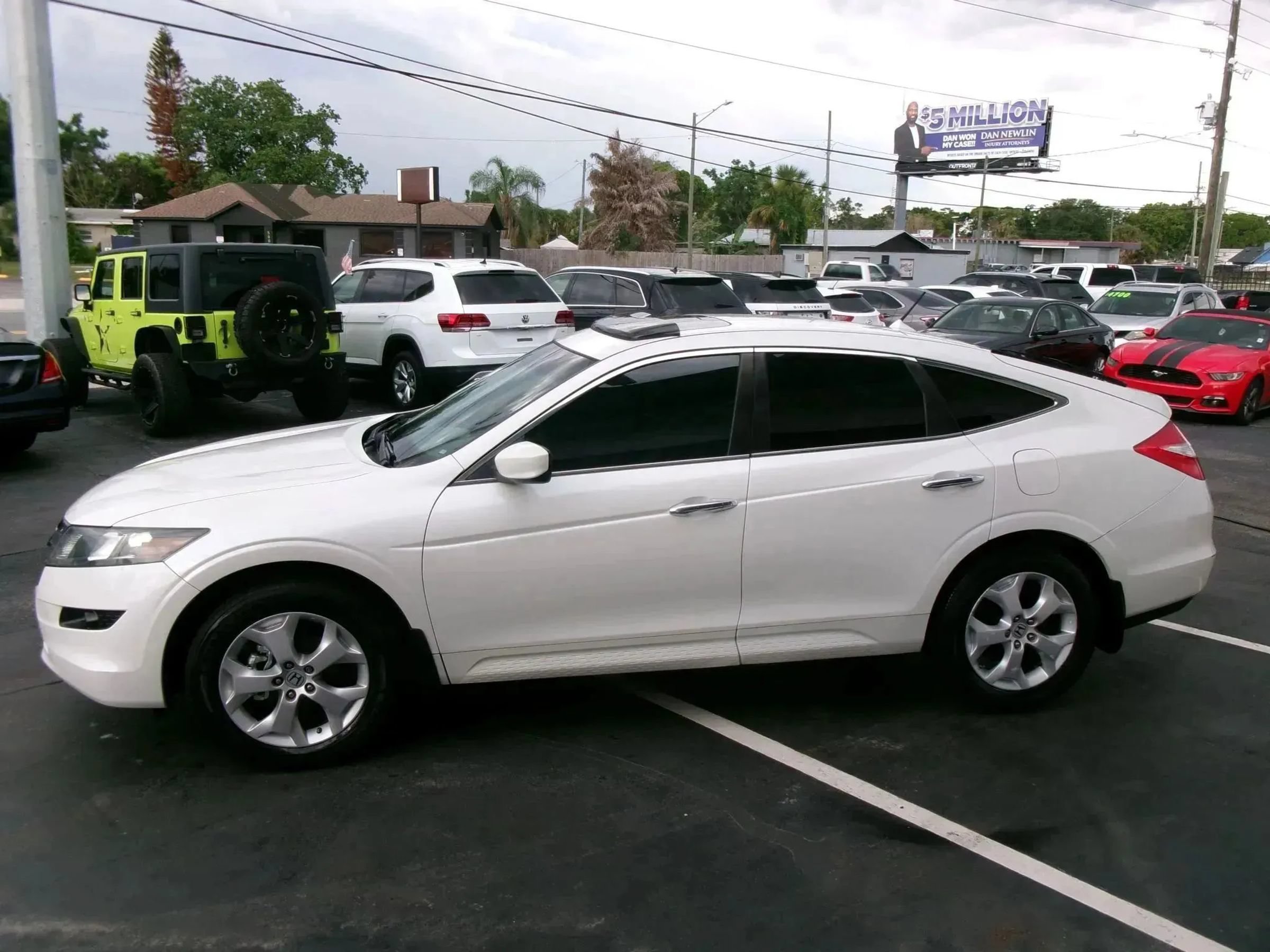 Used 2010 Honda Crosstour EX-L image 6