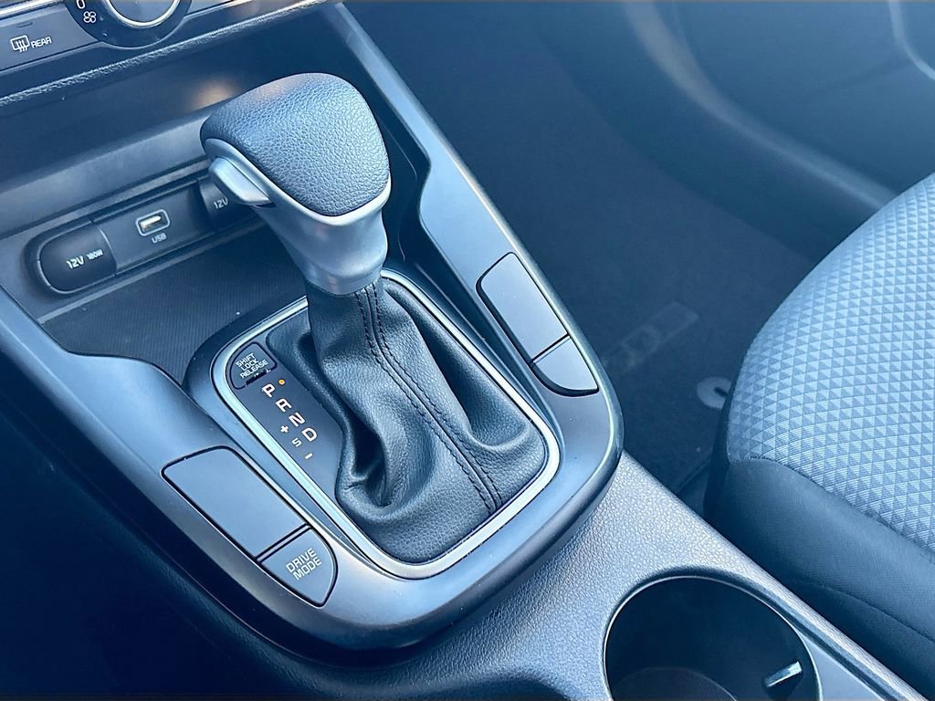 Used 2025 Kia Soul LX w/ LX Technology Package image 16