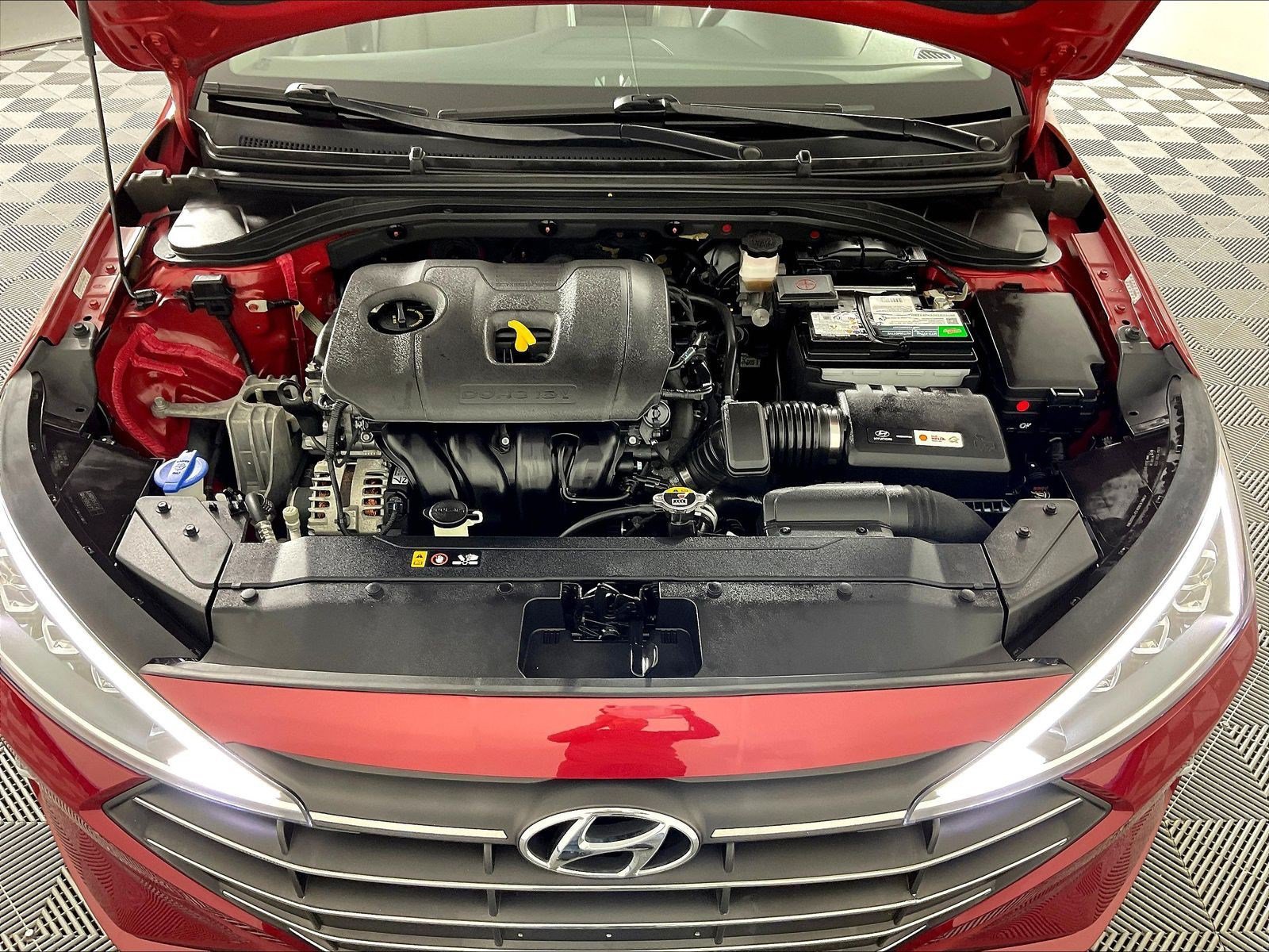 Used 2019 Hyundai Elantra Limited w/ Ultimate Package 02 FWD image 30