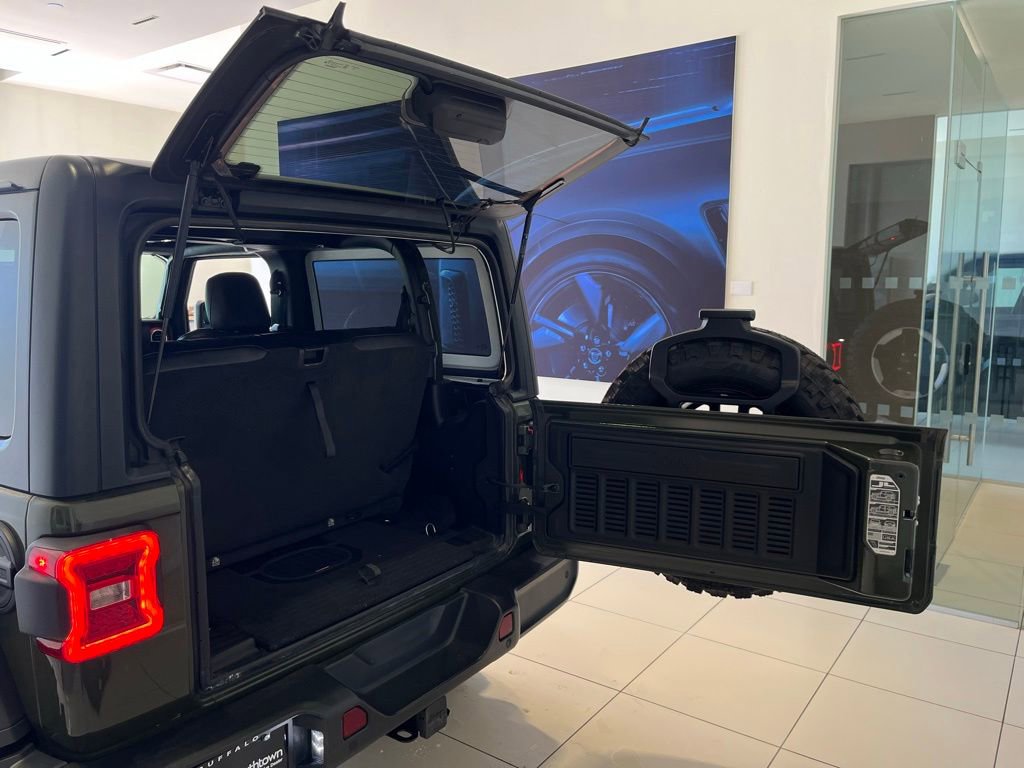 Used 2021 Jeep Wrangler Rubicon AWD/4WD image 27