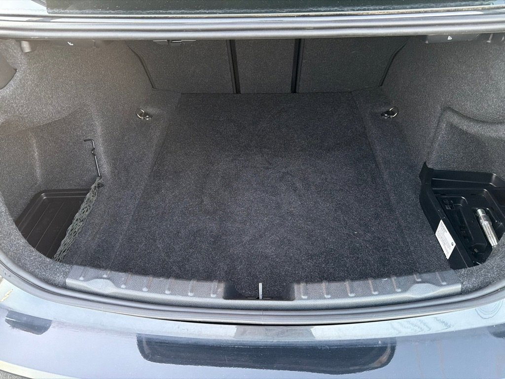 Used 2018 BMW 330i xDrive Sedan image 6