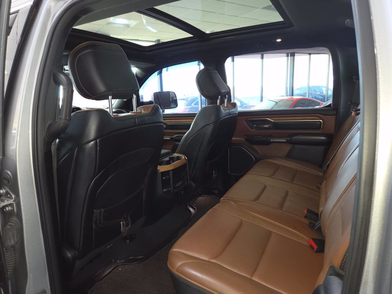 Used 2019 RAM 1500 Limited AWD/4WD image 26