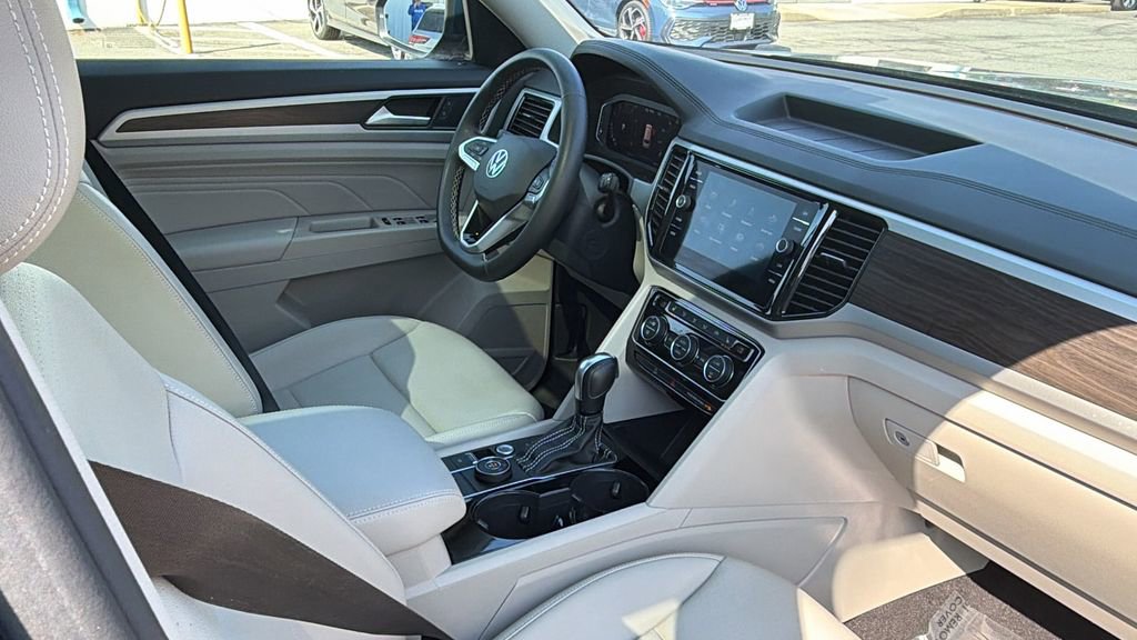 Certified 2022 Volkswagen Atlas SE AWD/4WD image 9
