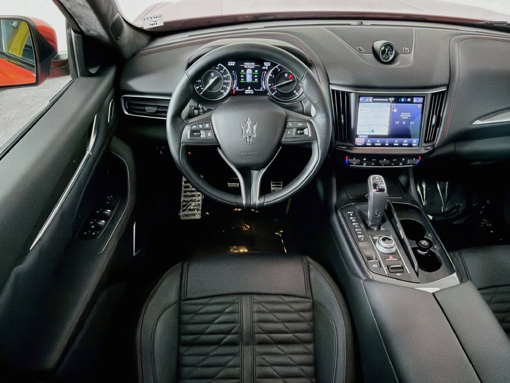 Used 2023 Maserati Levante F Tributo AWD/4WD image 23