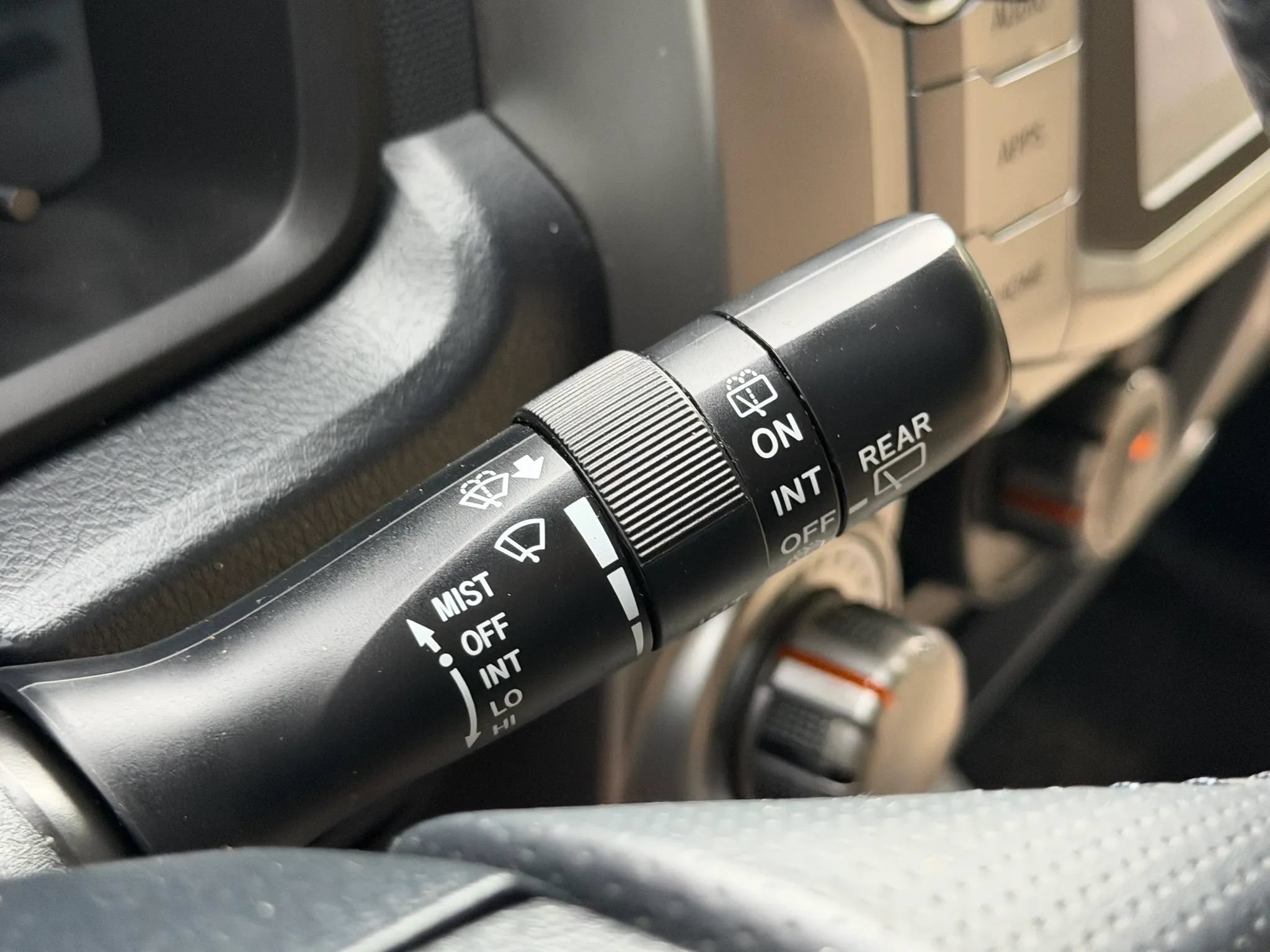 Used 2016 Toyota 4Runner SR5 AWD/4WD image 41