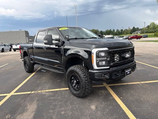 Used 2023 Ford F250 Lariat w/ Tremor Off-Road Package AWD/4WD image 1