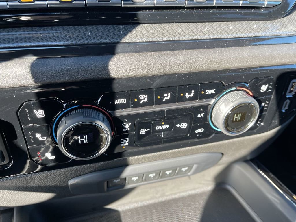 New 2025 Chevrolet Silverado 2500 ZR2 w/ Technology Package image 18