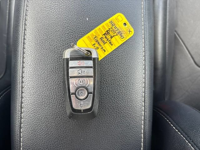 Used 2017 Ford Fusion Titanium FWD image 18