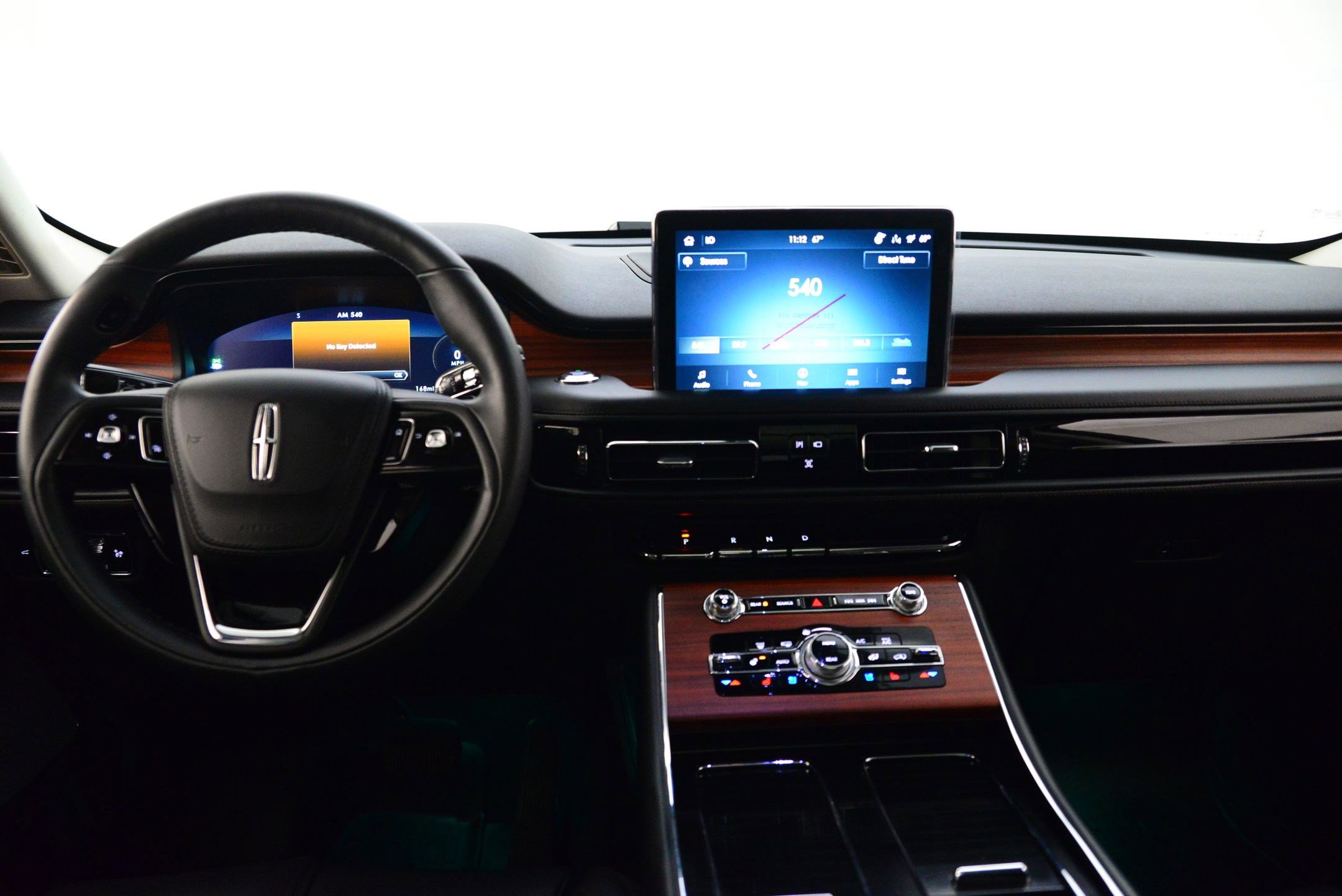 Used 2023 Lincoln Aviator Reserve w/ Equipment Group 201A image 4