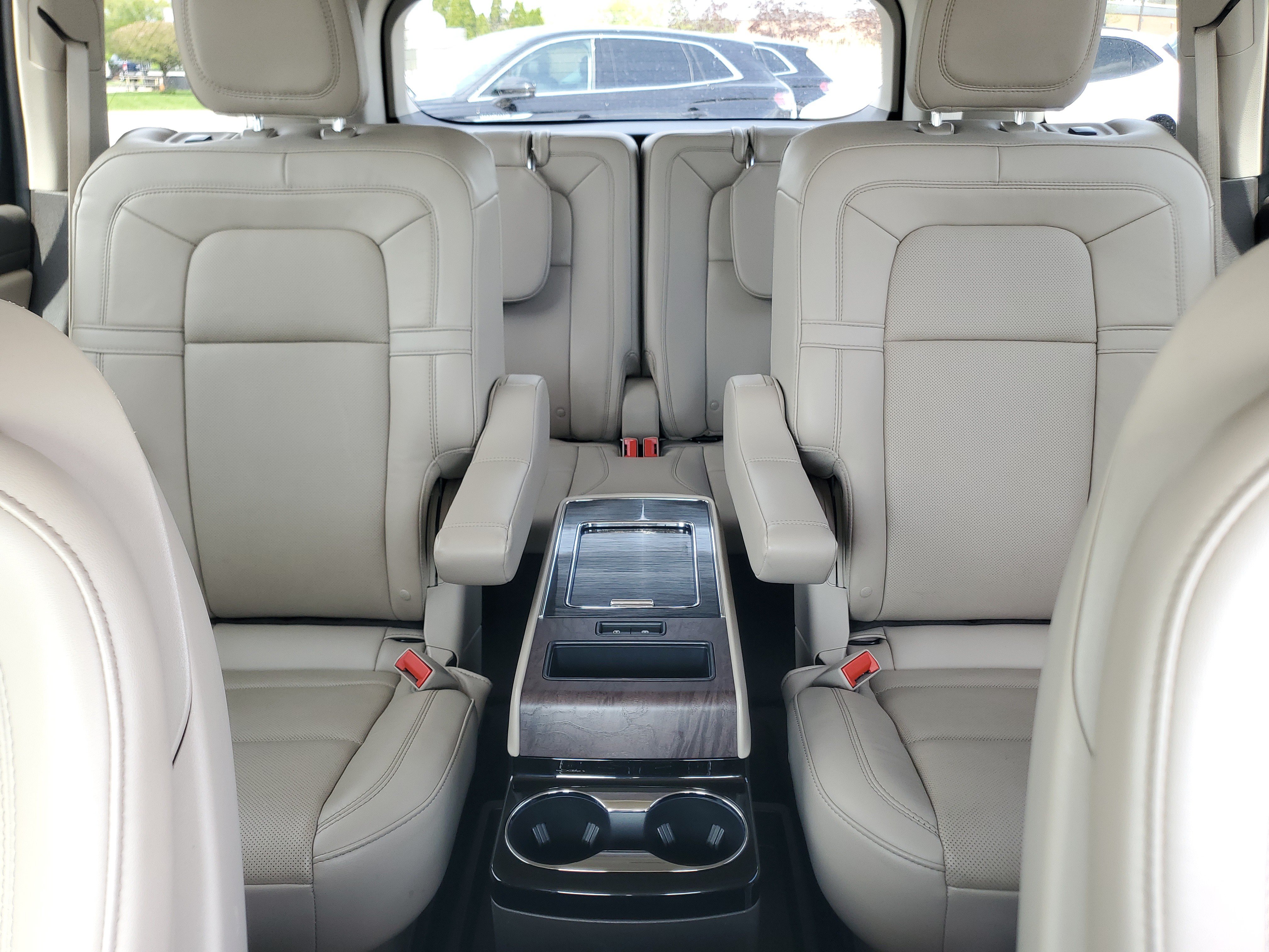 Certified 2023 Lincoln Aviator Reserve w/ Equipment Group 201A AWD/4WD image 19