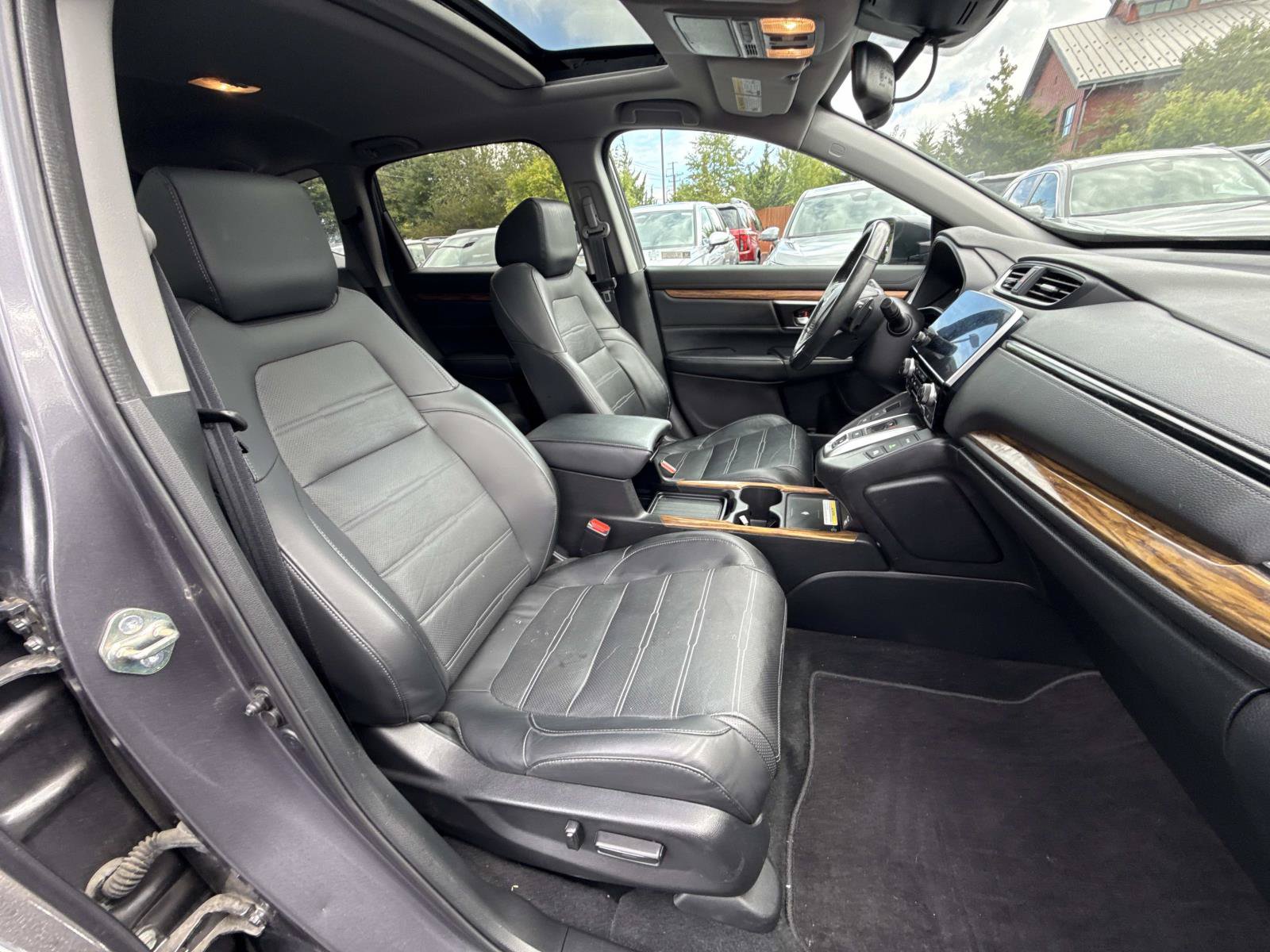 Used 2020 Honda CR-V Touring image 13