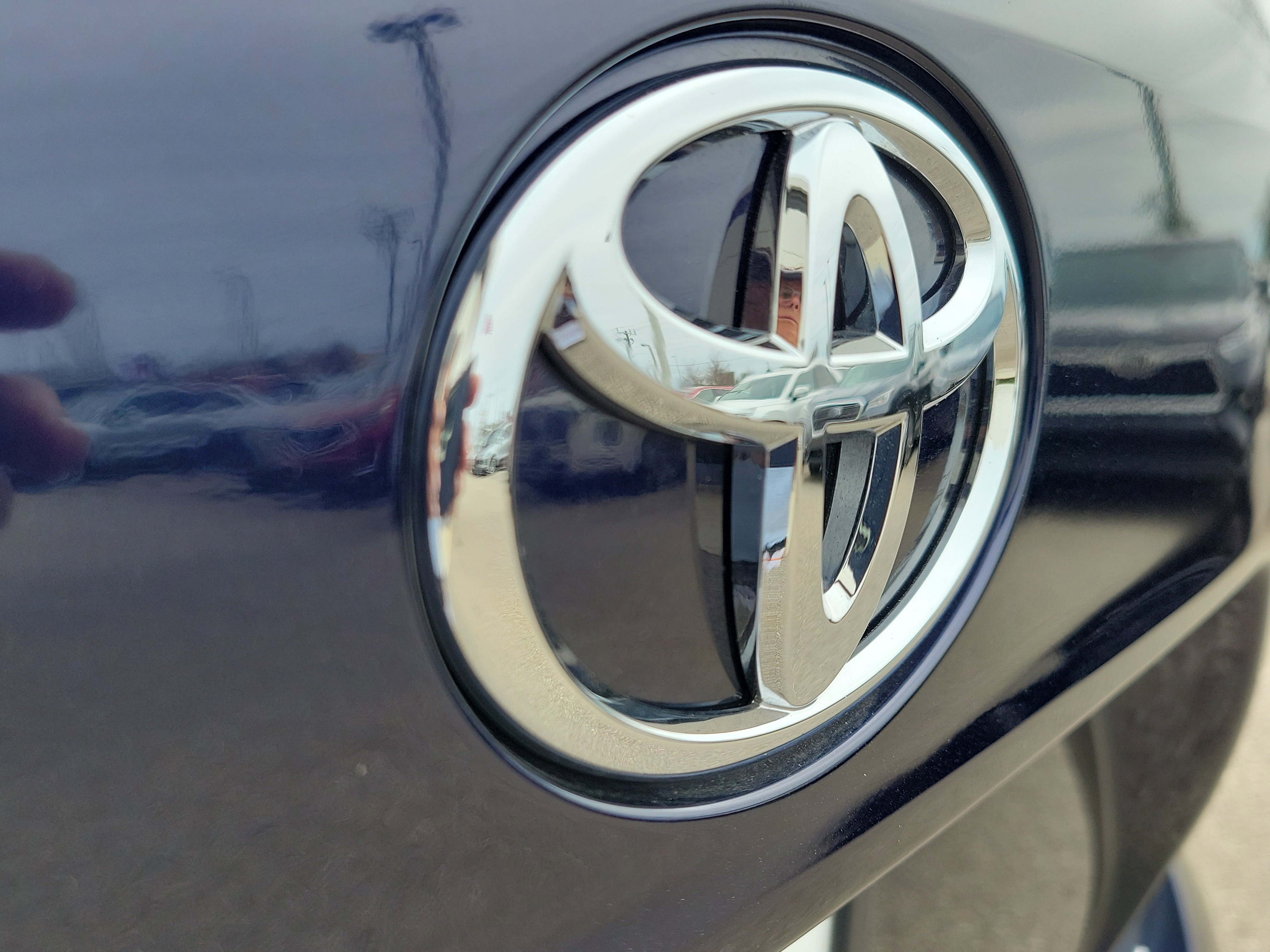 Used 2026 Toyota Highlander XLE image 11