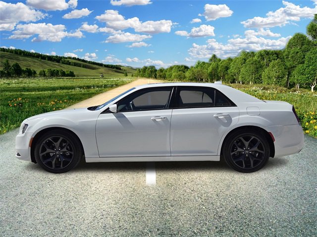 Certified 2023 Chrysler 300 S image 3