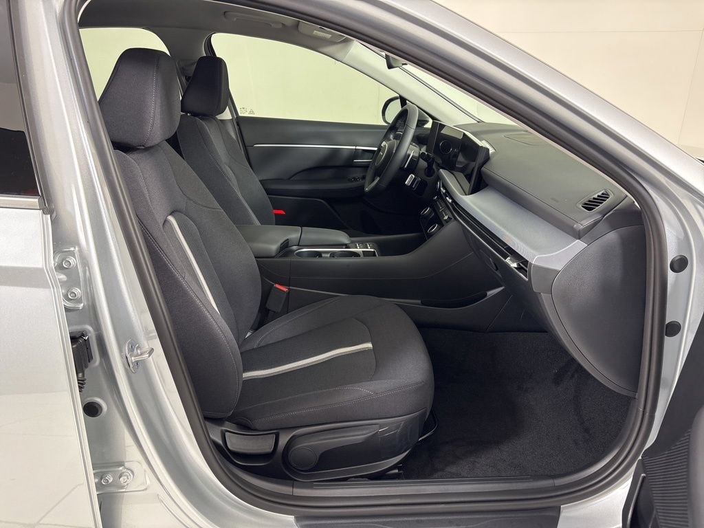 New 2026 Hyundai Sonata SEL FWD image 13