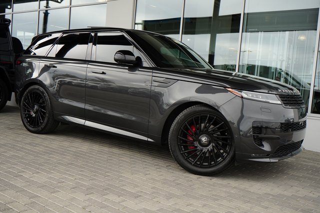Used 2024 Land Rover Range Rover Sport Dynamic SE