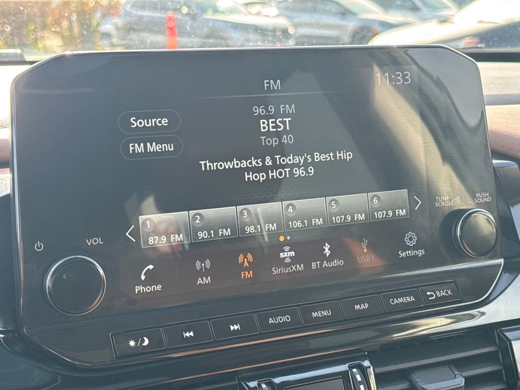 Used 2025 Nissan Pathfinder Platinum w/ Cargo Package image 24