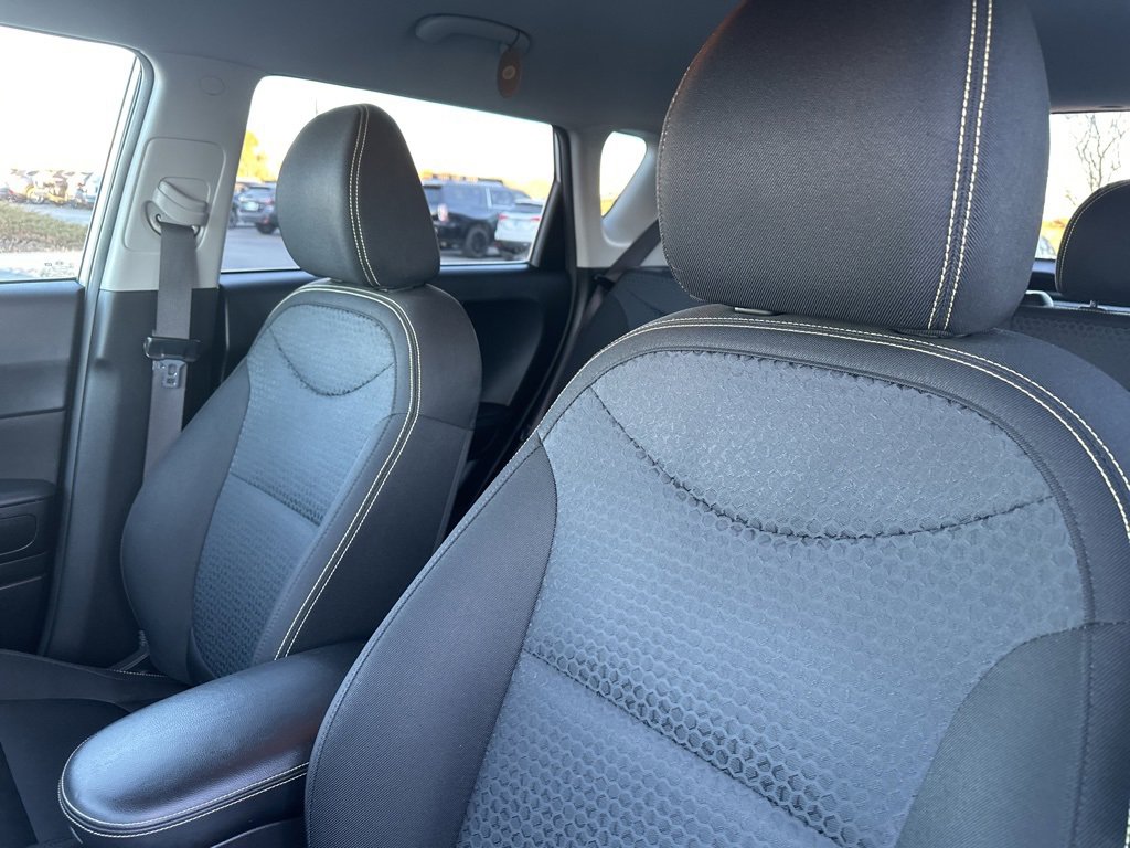 Used 2016 Kia Soul + image 16