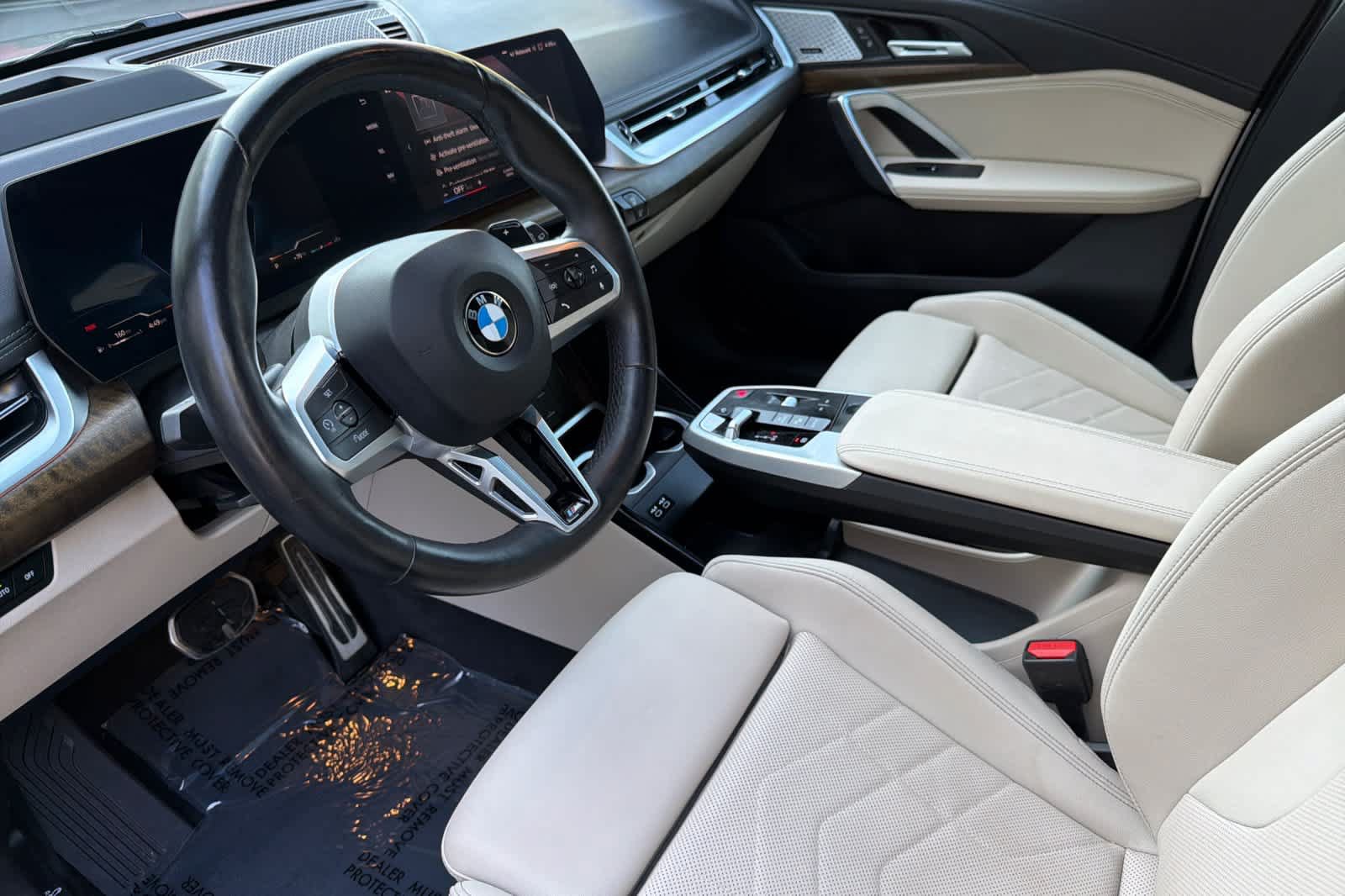 Used 2023 BMW X1 xDrive28i w/ Premium Package AWD/4WD image 11