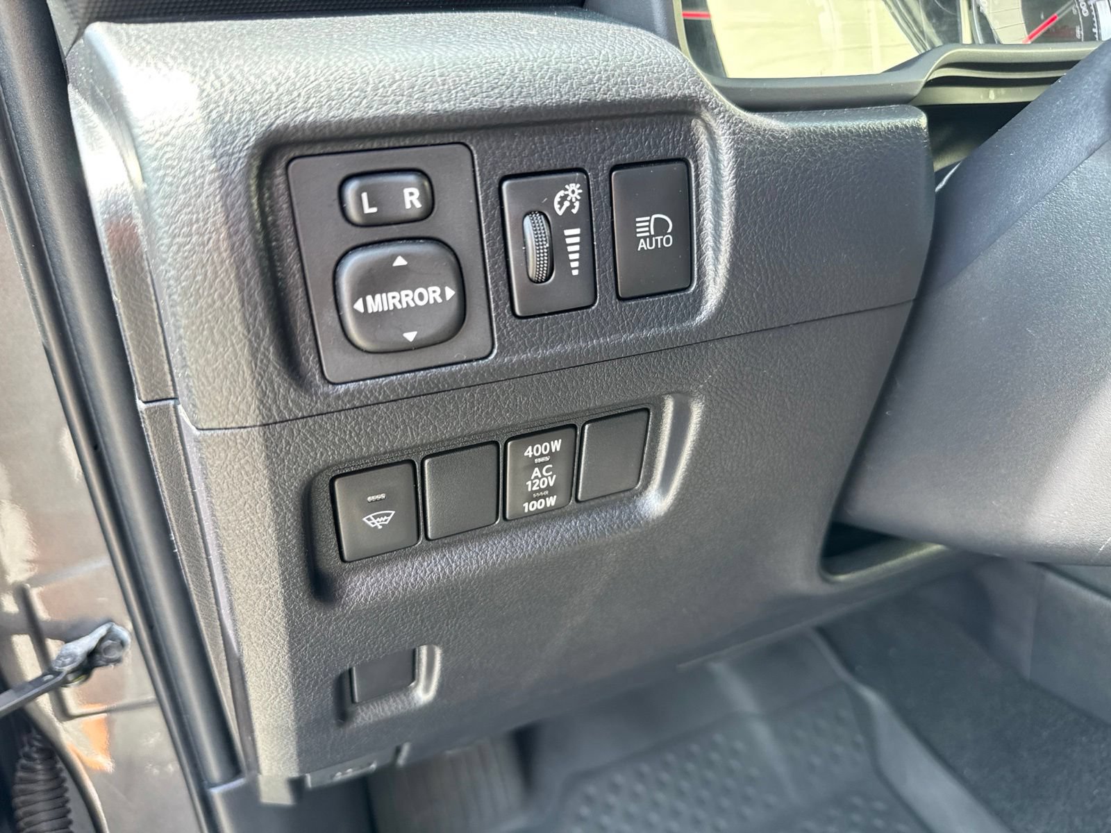 Used 2020 Toyota 4Runner TRD Off-Road Premium AWD/4WD image 19