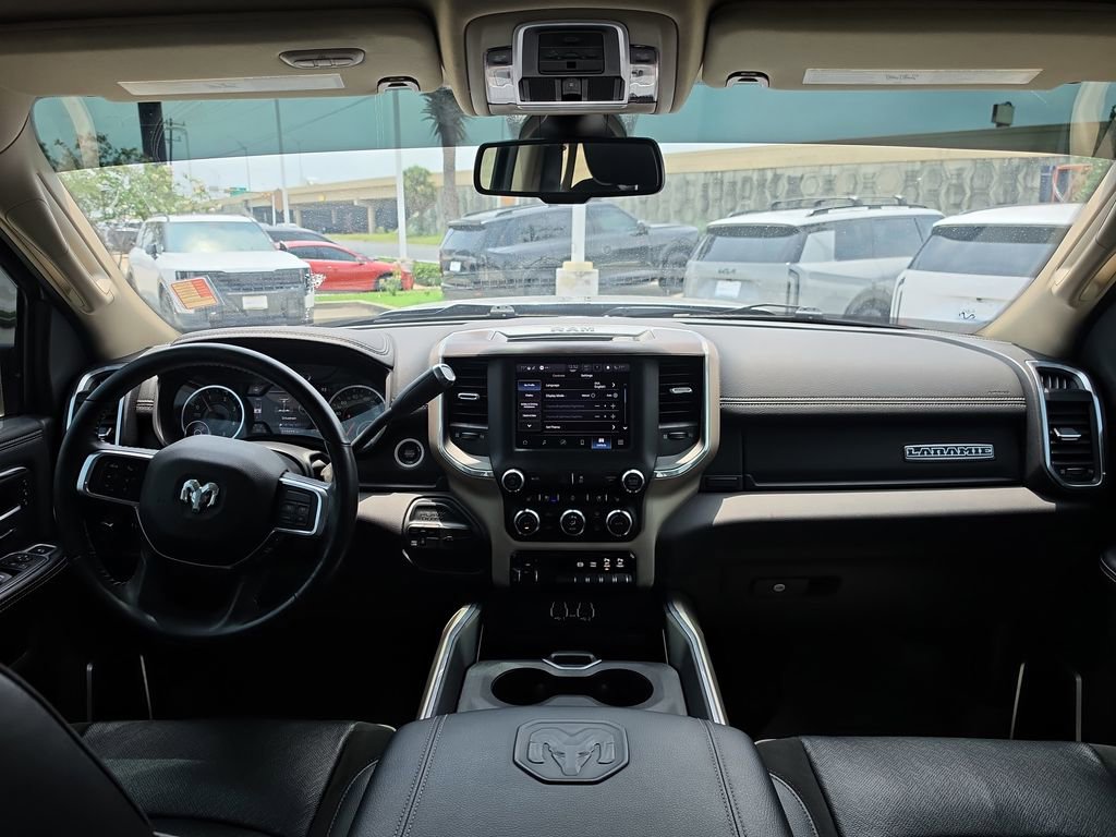 Used 2022 RAM 2500 Laramie AWD/4WD image 18