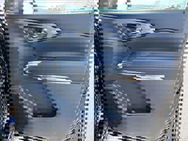 New 2026 Chevrolet Traverse LT w/ Midnight/Sport Edition image 29