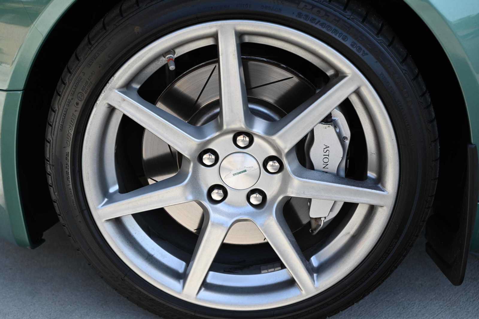 Used 2008 Aston Martin V8 Vantage Roadster RWD image 24