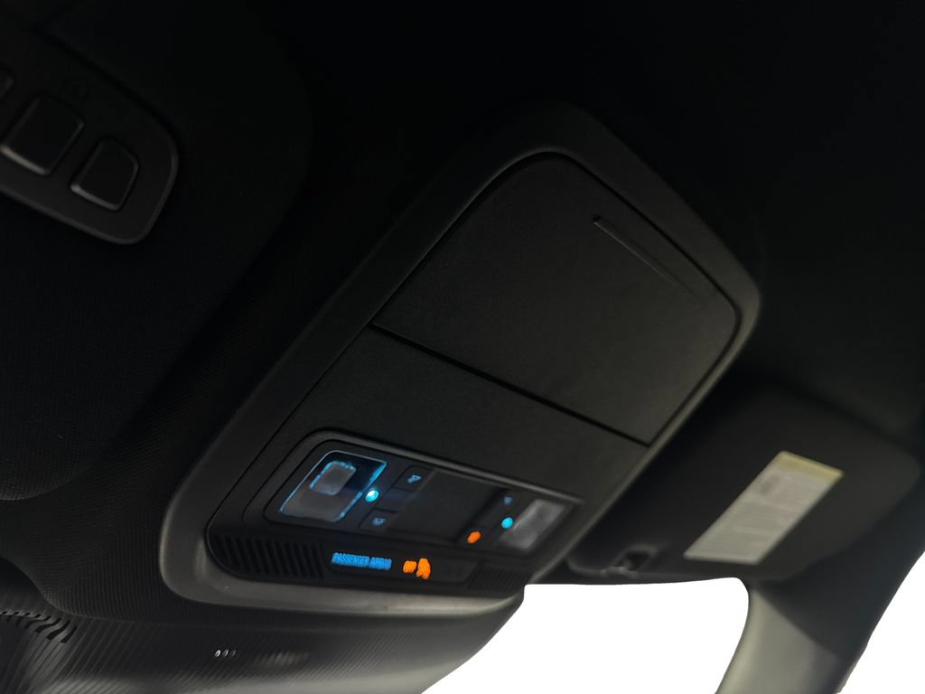 Used 2025 Ford Explorer ST-Line w/ Premium Package RWD image 75