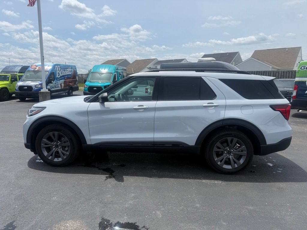 New 2026 Ford Explorer Active w/ Active Comfort Package AWD/4WD image 5